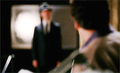 cortexifansquint:  Top 25 favorite Fringe episodes: The road not taken   HA HA FUCK YOU SANFORD HARRISFUCK YOU RIGHT TO SPACE
