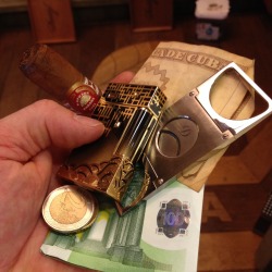 What&rsquo;s in my pocket? St.Dupont lighter and cutter some change, and H.Upmann cigar