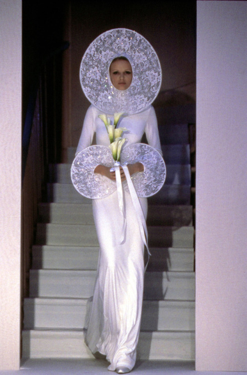 glam-scraps: 1996 wedding look from Pierre Cardin couture show.