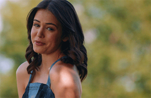 Josie Saltzman In 2x01Ill Never Give Up Hope