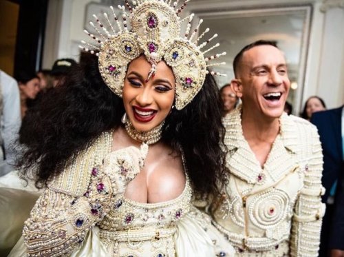 Porn photo aishwaryaraii: Cardi B just slayed for her