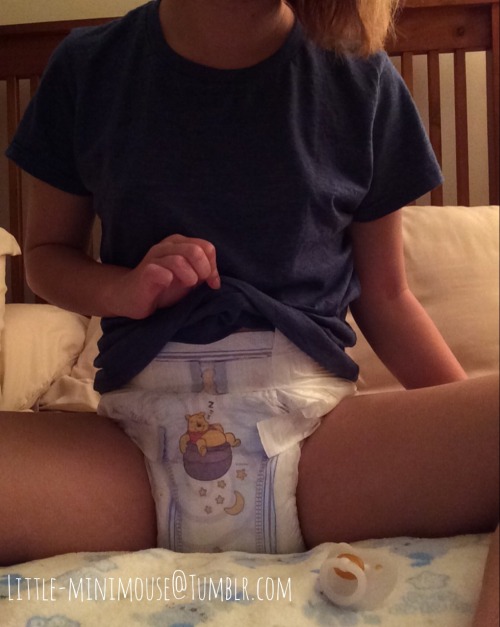 luksidozer:  luksidozer:  little-minimouse:  Some much needed little space. ⭐️  Where did you get th