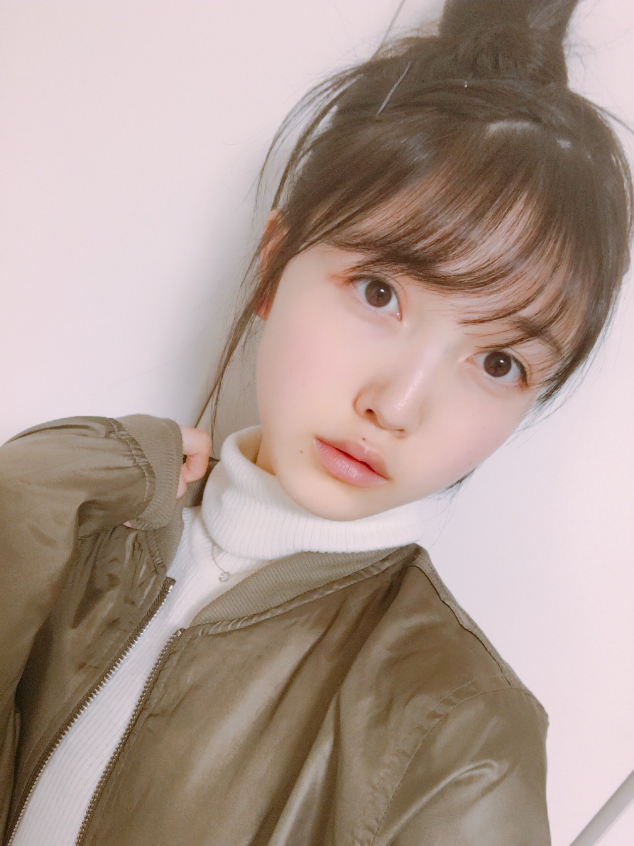 omiansary27: http://blog.nogizaka46.com/ Shiori 