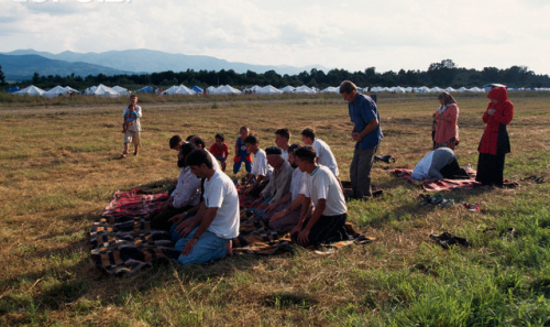 balkanmuslims:Refugees who escaped from Srebrenica pray in a refugee camp in Tuzla, Bosnia and Herze