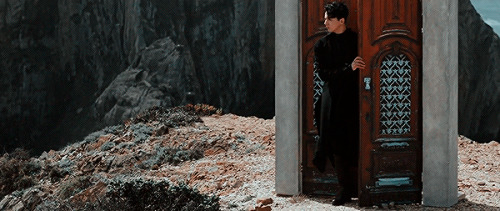 lalipeach:My prince on a white horse