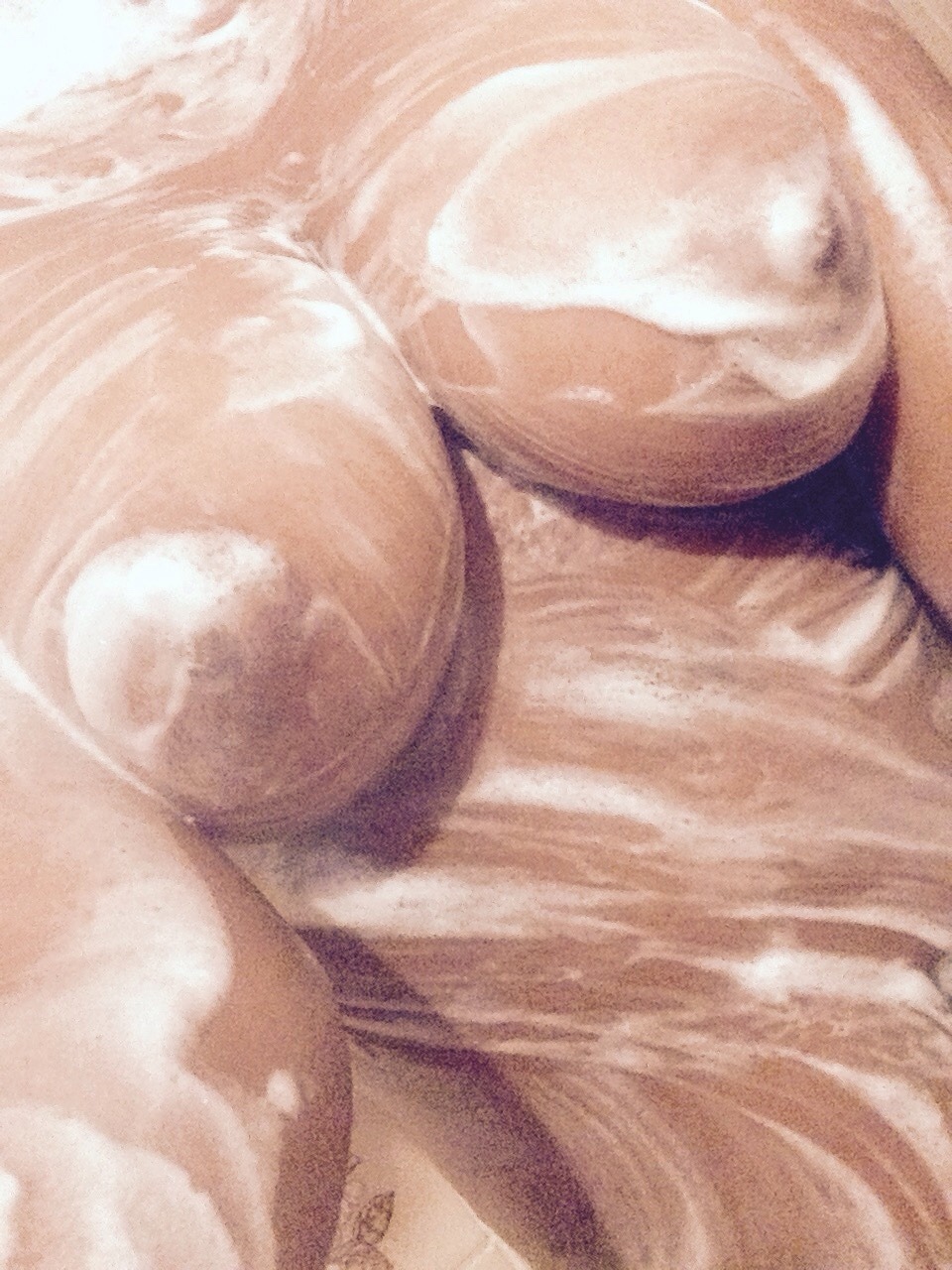 nipple-opolis:  Who says titties aren’t the shit