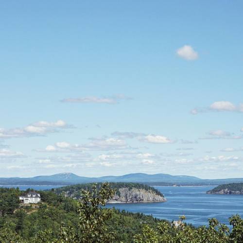 Acadia National Park, kicking off our trip to Maine/Vermont/The Adirondacks! Follow along on snapcha