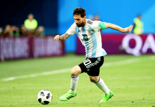 teammessi:Lionel Messi of Argentina in action during the 2018 FIFA World Cup Russia group D match be