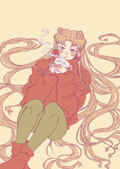 Cuddle up with Usagi~~Classic versionSailormoon redesign versionChristmas version