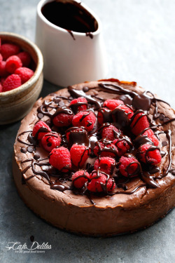 sexy-desserts:Crustless Chocolate Raspberry Cheesecake
