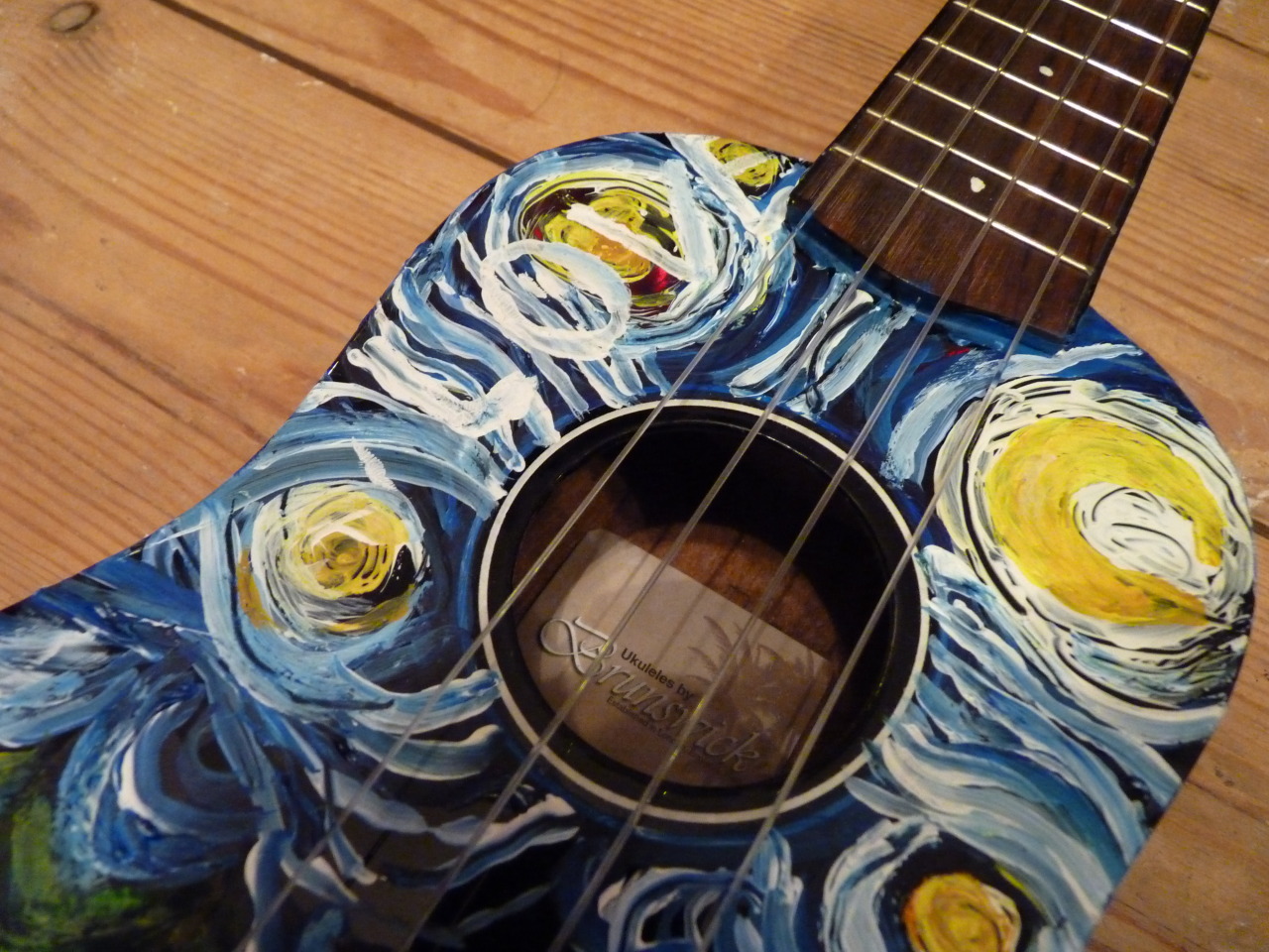 namaste-release:  My ukulele that was painted by the lovely Hannah for my christmas