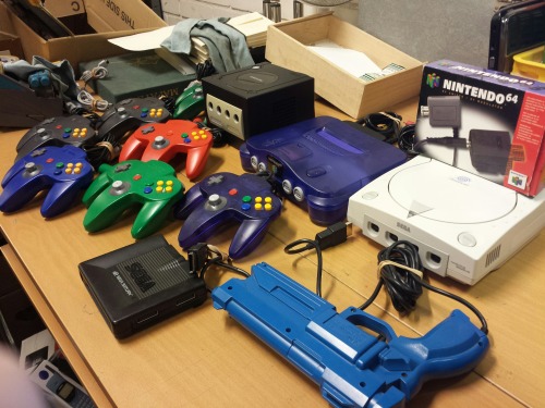 Gaming Consoles Recap &amp; Accessories. Some N64 Controllers in various colors, Nintendo NUS A RR R