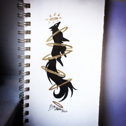 I got a gold marker last month and did some gold and black pics for Inktober. I love this thing! So 