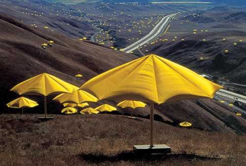 cognisentient:Christo & Jeanne ClaudeThe Umbrellas, Japan-USA, 1984-91