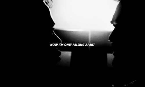 tyler-hoechlin:once upon a time there was light in my life but now there’s only love in the dark (in
