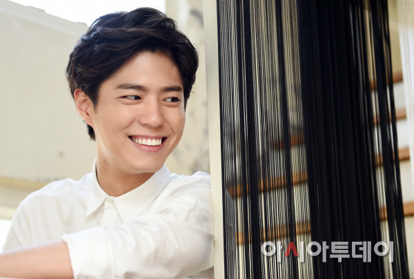 28th Jan, 2019. S. Korean actor Park Bo-gum South Korean actor Park Bo-gum,  who starred in the drama Encounter, poses for a photo prior to an  interview with Yonhap News Agency in