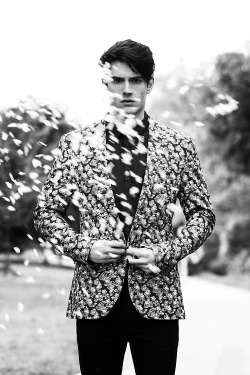 l-homme-que-je-suis:  Diego Barrueco Photographed by Michael Silver and Styled by Harry Clements 
