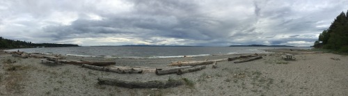 Meadowdale Beach Park, 04.23.16 by: pnwtexan … I recently moved to the Lynnwood area and foun