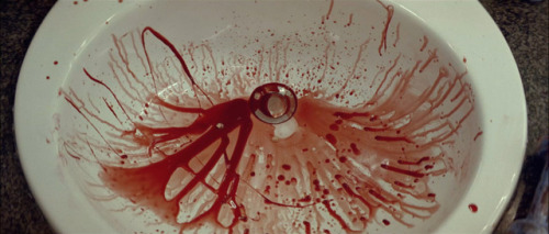 hirxeth:Dogtooth (2009) dir. Yorgos Lanthimos