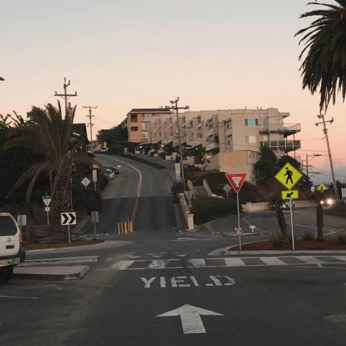 heavenlyvirgo:  aptos….the cutest place ever (at Aptos, California) 