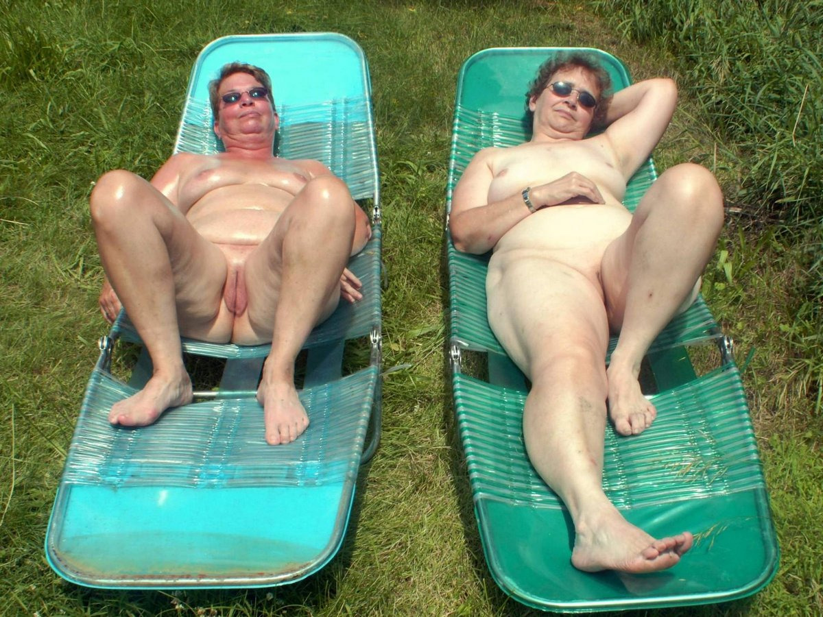 Old mature nudists