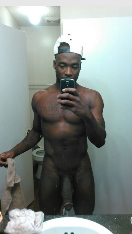 slim71:  adonisdynasty:  FOLLOW: ADONISDYNASTY.TUMBLR.COM SUBMIT PICS/VIDS ONLY VIA