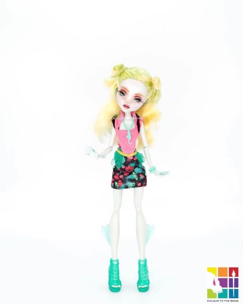 Lagoona - I decided to try recreate the original Monster High characters in my style. I started with