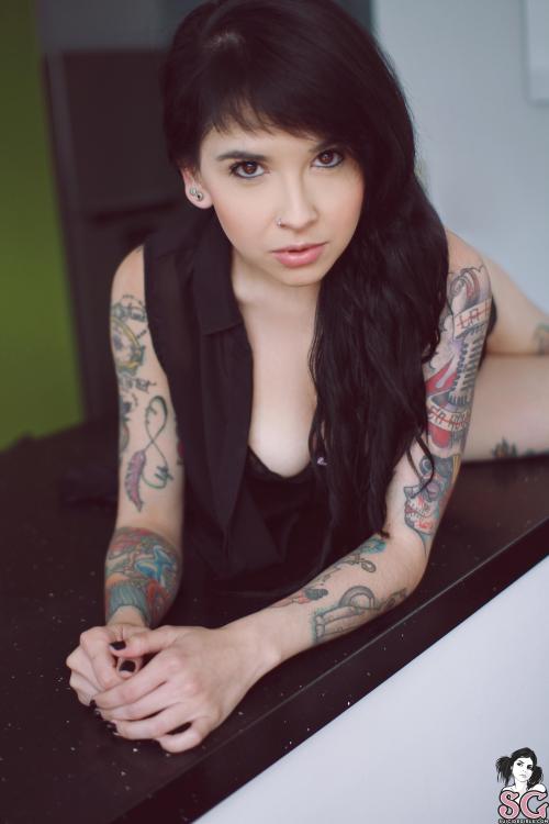 past-her-eyes: Ilanna Suicide ilanna.suicidegirls.com ilannasuicide suicidegirls sg-babes Link to So