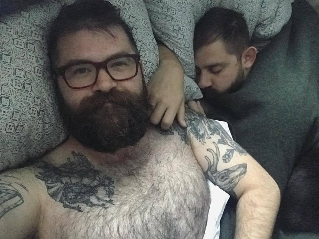 fuzzpup:  🤗😴