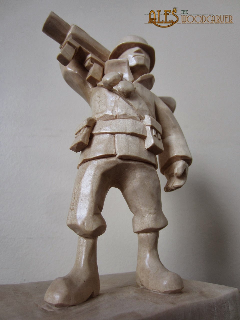 hastyslam:  6.5” basswood figure of Soldier from Team Fortress 2. Fully hand carved