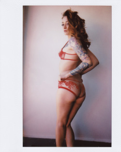 https://www.patreon.com/posts/4318456A ŭ pledge on my Patreon gets you instant access to my blog where you can download the full set of 15+ awesome polaroid scans from my shoot with BlvckringAnalog :) model Theresa Manchester photos BlvckringAnalog