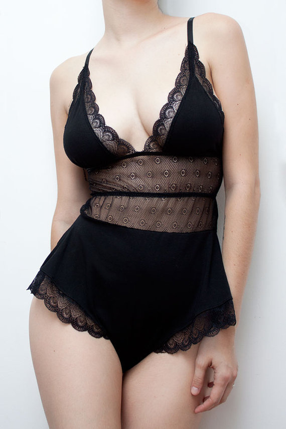 inlovewithburlesquelingerie: Toru and Naoko 