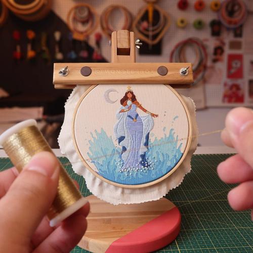 embroiderycrafts:  Just a couple more golden stitches and this Iemanjá embroidery is ready to go! She is the Goddess of the Seas people in the Brazilian culture, so I also used watercolors to detail this hoop. 💙🧜🏿‍♀️ by  monsterboxxx
