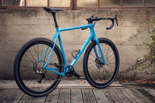 apisonadora60:  This week’s #Bikeoftheweek is a stunning example of the Open UP.  abovecateg