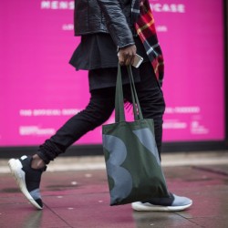 charleyvanpurpz:On A Mission….                                Captured By; @eva.al.desnudo         #LCM #londoncollectionsmen #Stylist #Sneakers #streetstyle #Y3 #Qasa #QasaLow #CVP #Charleyvanpurpz  (at The Hospital Club)