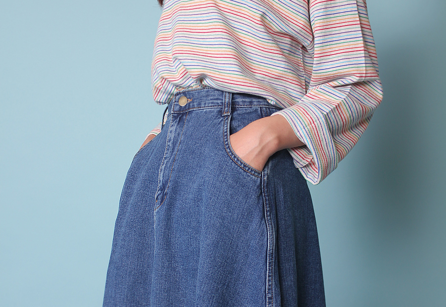 eggcafe:  catcalledesteban:  #vintage #fashion #denim #highwaist #stripe #slouch