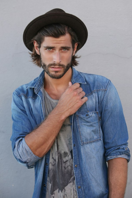 amanthing:  Visit amanthing Hunk Edition BlogWith 9 Different Categories of HOT MEN to Choose From