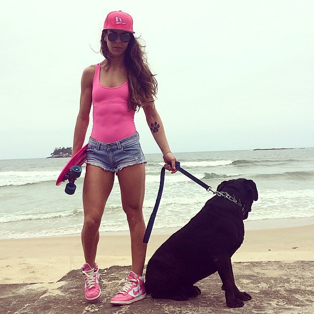 lilybirdlifts:   How I imagine I’ll look when I head out west for three weeks