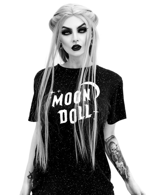 ladybluefox666: Moon doll tee More Discount