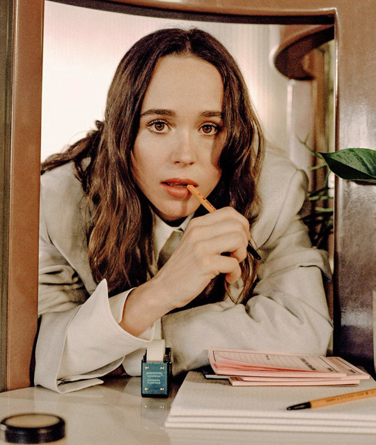 killer-snail:  flawlessbeautyqueens:Ellen Page photographed by Tiffany Nicholson