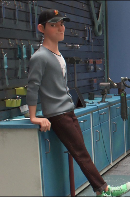 Here, have a picture of this nerd checking you out.
