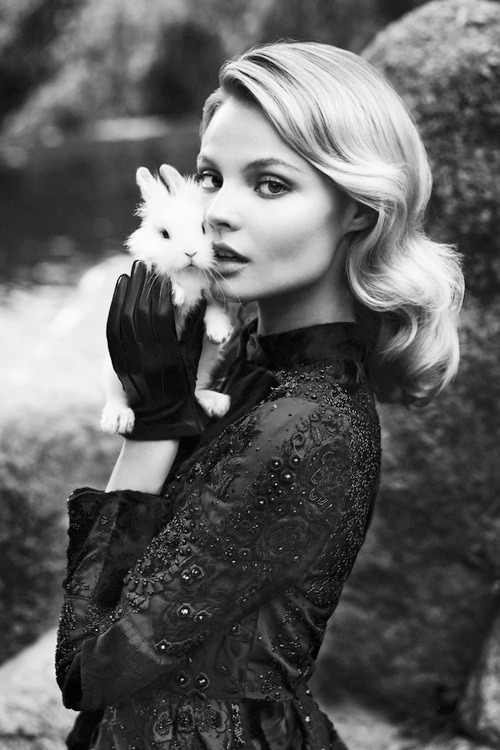 aristippos:  hauteinnocence:Magdalena Frackowiak by Zuza Krajewska and Bartek Wieczorek