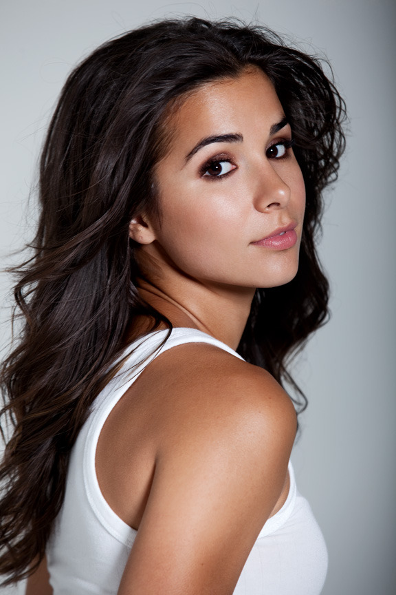 kn0wy0u:  Josie Loren  @ kn0wy0u.tumblr.com 