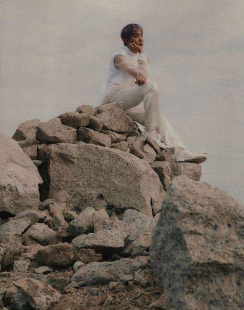 SPECIAL 8 PHOTO-FOLIO - J-HOPE II