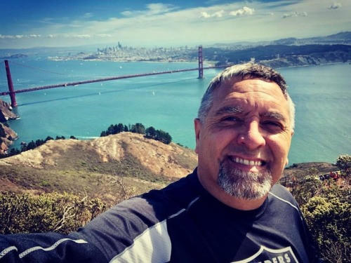 Me. #raiders #sf #ggbridge  (at Hawk Hill) https://www.instagram.com/p/BodccvjAjHG/?utm_source=ig_tumblr_share&igshid=1oxs3747z6lwg