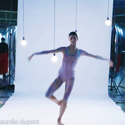 invisible-enpointe:  balanceandperfection:  aurelie-dupont:  Kristina Shapran - Большой