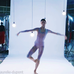 invisible-enpointe:  balanceandperfection:  aurelie-dupont:  Kristina Shapran - Большой балет (Big ballet) photoshoot  Talk about perfection  thank you 