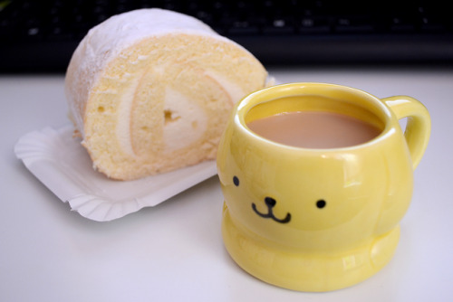 kobato-tan:nice tea and lemon cake I had the other day ~