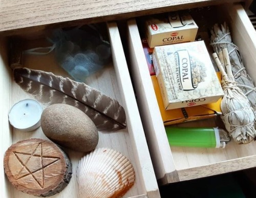 Decluttered so that all my witchy supplies could fit into these cute drawers :D I’m really hap