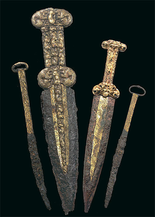 peashooter85:Scythian iron daggers and knives with gold plating. 6th-5th c. BC, from Arzhan - 2, Scy